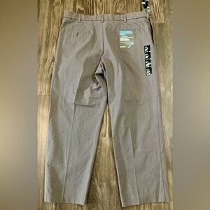 NWT Savane Pleated Ultimate Performance Chino Pants 40/29